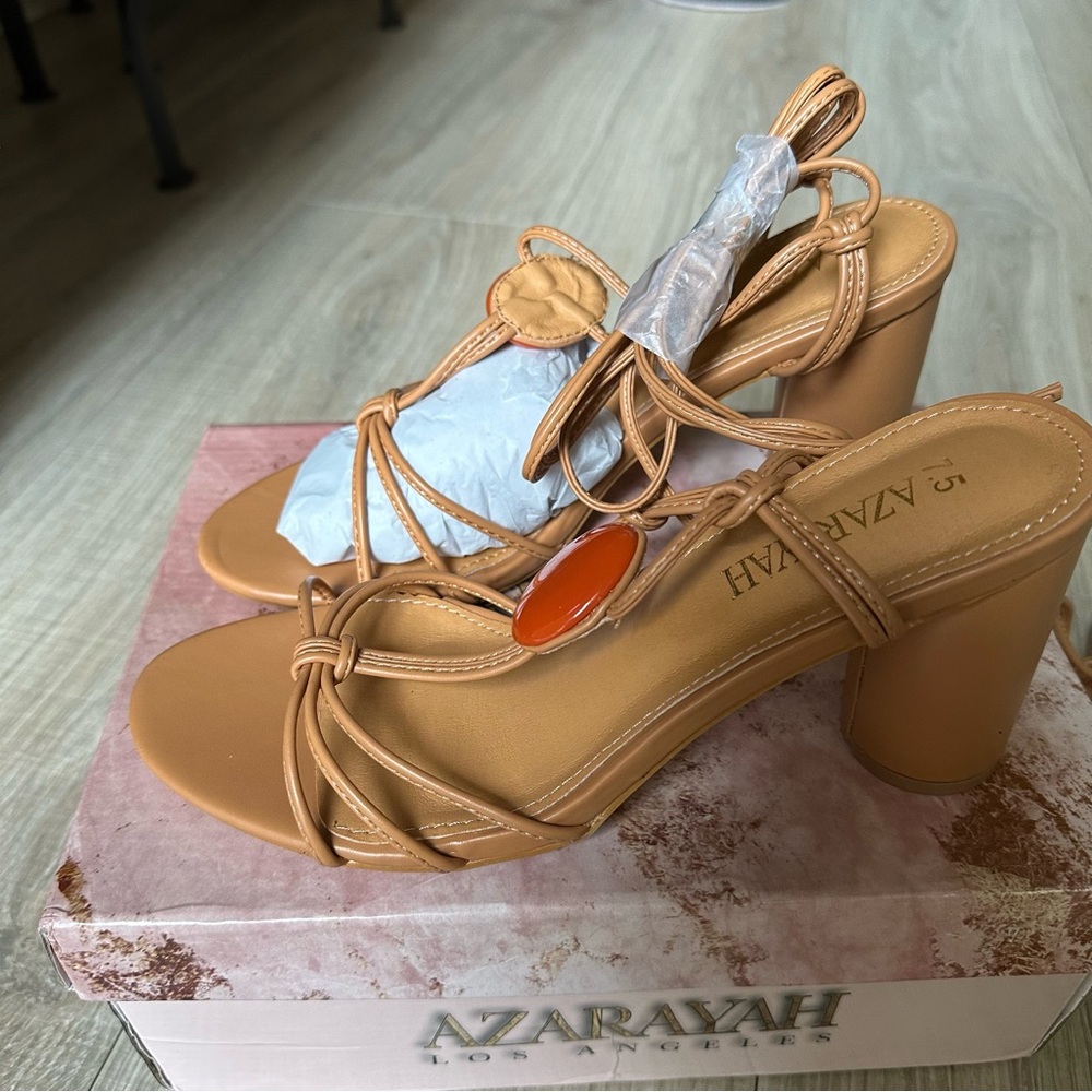 Women sandals
